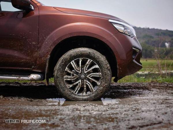 日产途达东南亚市场亮相 提供七座版车型