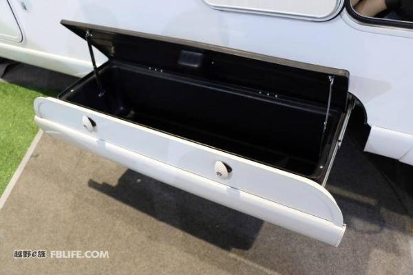 【车展新车】 法式浪漫 2018房车展湃力特G600房车实拍