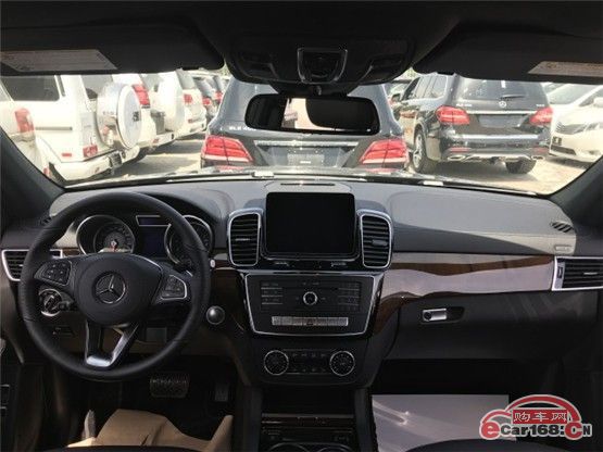 18奔驰GLS450美规版最低报价配置解析现车天津港口经销商报价