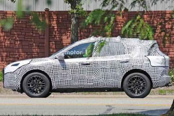 车身加大 福特全新翼虎混动版车型谍照曝光 2019年发布