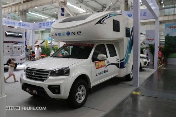【车展实拍】实用主义 2018房车展览众C6型房车实拍