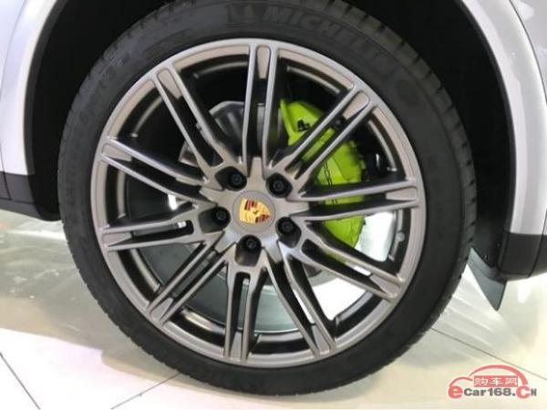 18款保时捷卡宴3.0铂金版改装中尾段四出阀门排气现车最新优惠