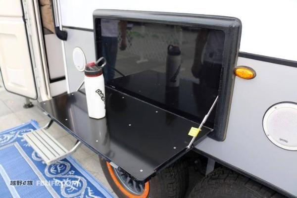 【车展新车】 简约不简单 2018房车展科斯·泰坦房车实拍