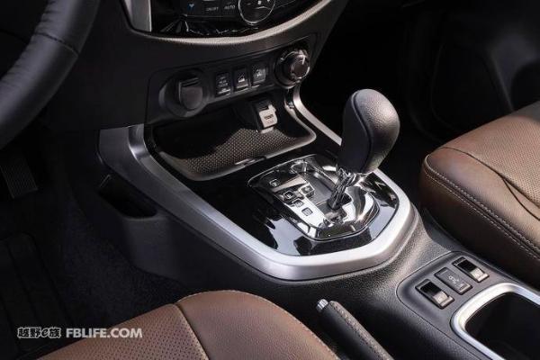 日产途达东南亚市场亮相 提供七座版车型