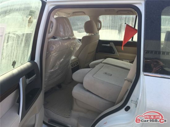 18款中东版丰田兰德酷路泽5700川藏行者把坏路踩在脚下新优惠