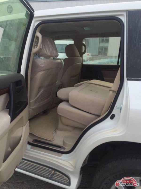 18款中东版丰田兰德酷路泽4600价格超低真陆巡全新报价精彩呈现