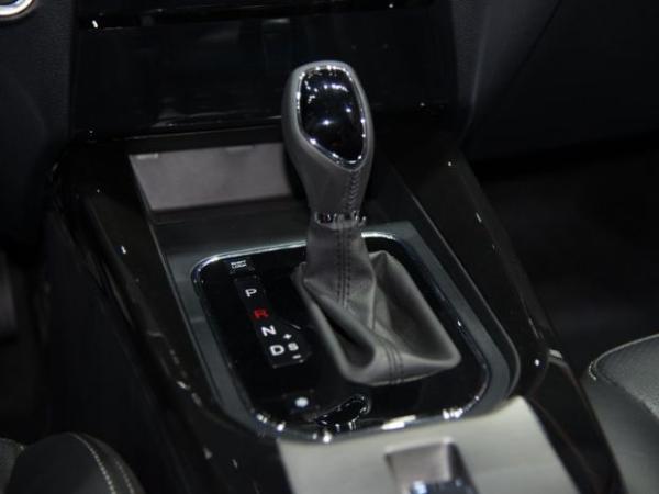 7座SUV/双色车身 东风风光S560 1.5T车型将于8月上市