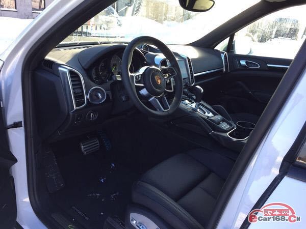 2018款保时捷卡宴3.6汽油铂金版百万级全能型选手