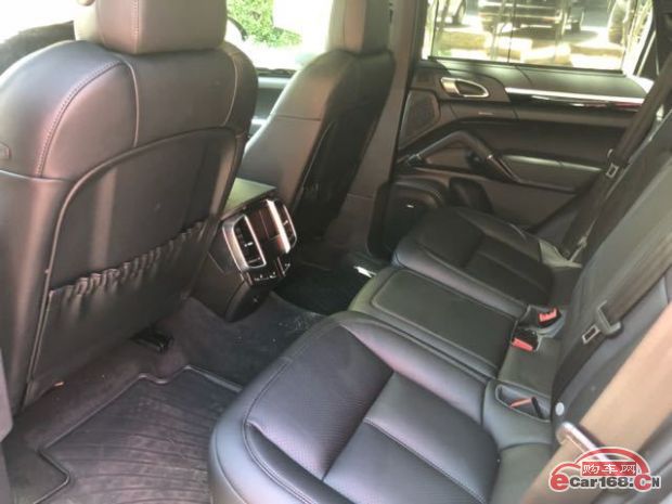 2018款保时捷卡宴3.6汽油铂金版百万级全能型选手