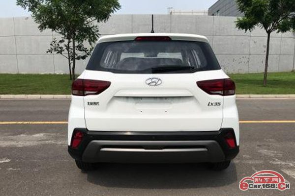 新增动力车型18款北京现代传承了现代家族的都市感