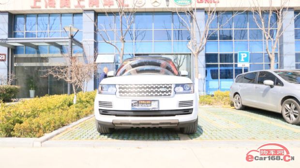 2018款路虎揽胜皇家一号实拍陆上最强的SUV高端豪华领域车型