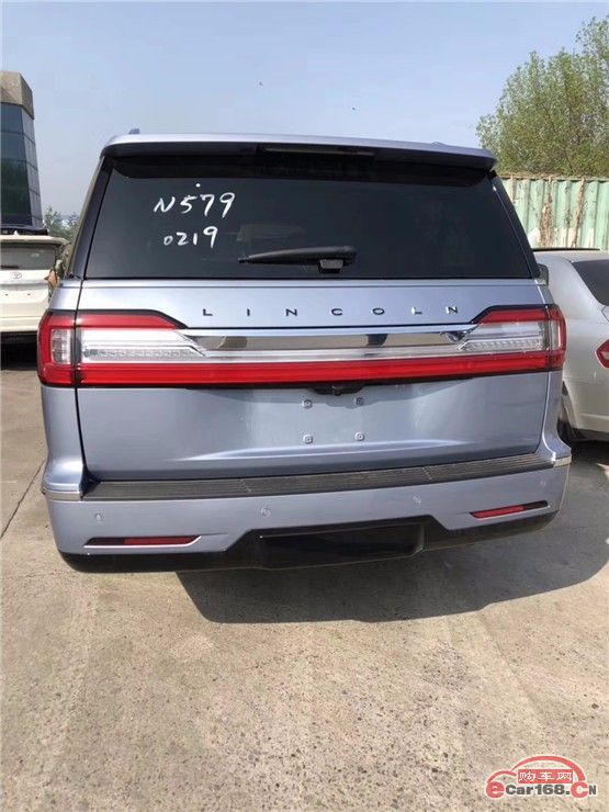 18款加版林肯领航员全尺寸豪华SUV超强科技动力配置全面解析