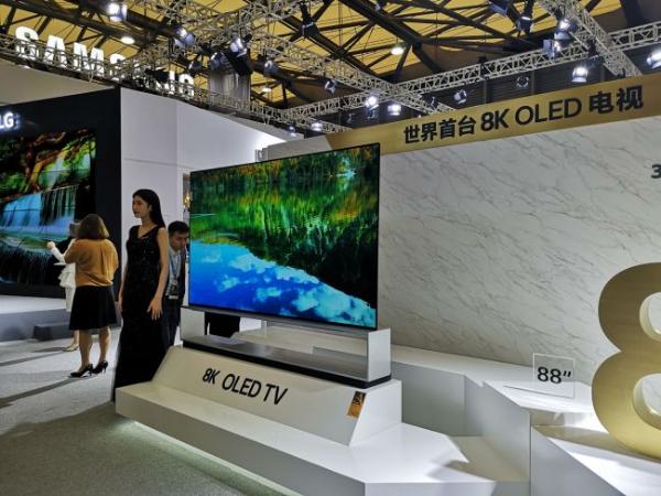 直击AWE 2019 LG推出世界首台88寸8K OLED电视