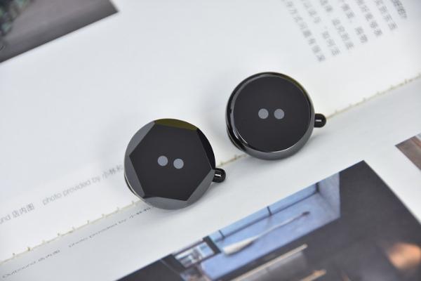 哪款真无线耳机更适合你？BUTTONS Air对比AirPods 2