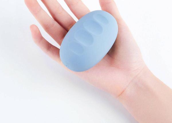 新一代减压神器，小米众筹上架云麦智能捏捏球：99元