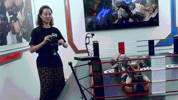 盾山还能这么玩？工匠社联合腾讯打造格斗机器人亮相CJ