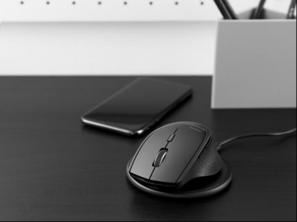 支持QI无线充电，雷柏MT550S多模式无线充电鼠标视频