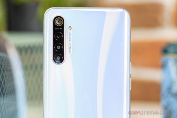 Realme 12月发布Realme XT升级版，采用骁龙730G芯片组