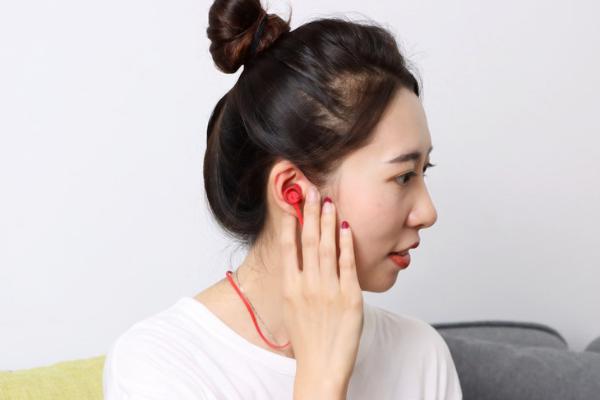 联想运动蓝牙耳机X1体验：99元能有怎样表现？
