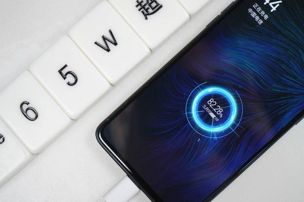 首发65W超级闪充 OPPO Reno Ace节省的不仅是充电时间