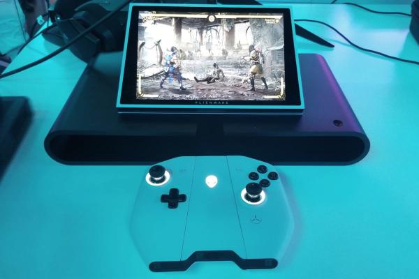 PC版 PC版“Switch”！Alienware发布PC掌机