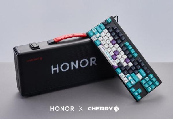 荣耀与CHERRY联名打造，两款电竞键盘公布