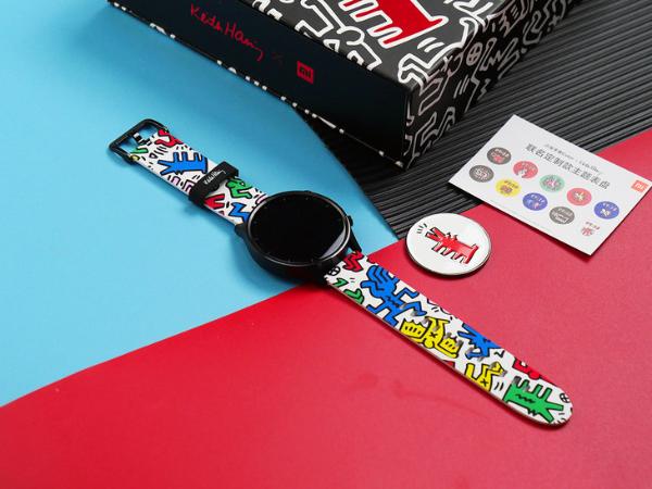 把潮流戴在手腕上 小米手表Color Keith Haring联名版体验