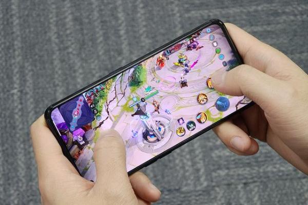 Ace级性能+充电王者，OPPO Ace2每一招都是绝杀