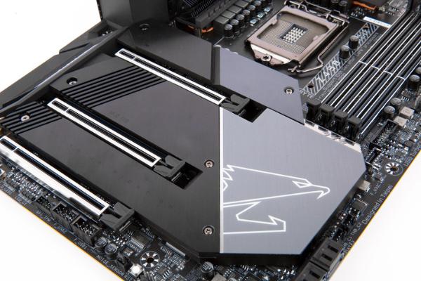 数说技嘉Z490 AORUS MASTER：从超频到电竞全方位强化的高端Z490