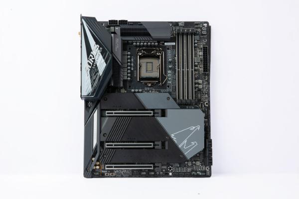 数说技嘉Z490 AORUS MASTER：从超频到电竞全方位强化的高端Z490