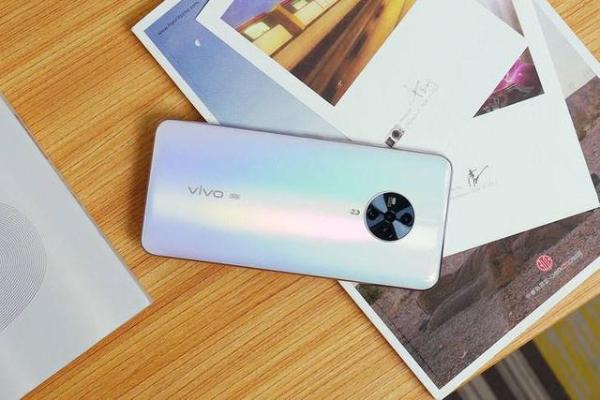 年轻用户的首款5G手机，vivo S6销量节节攀升，凭的是什么？