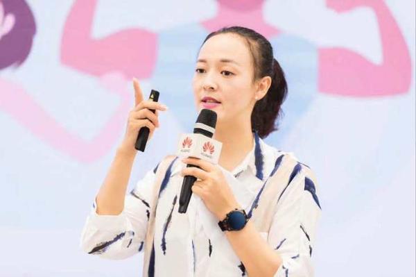 开讲啦！皮划艇世界冠军戴华为Watch GT2分享健康私房课