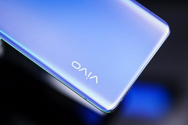 内置超稳微云台的vivo X50 Pro今天开售 防抖很好用