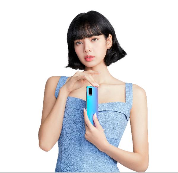 LISA|LISA携疑似vivo S7真机照流出或为新代言人