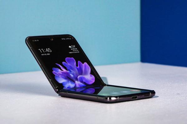 高颜值的性能旗舰 三星Galaxy Z Flip 5G上手