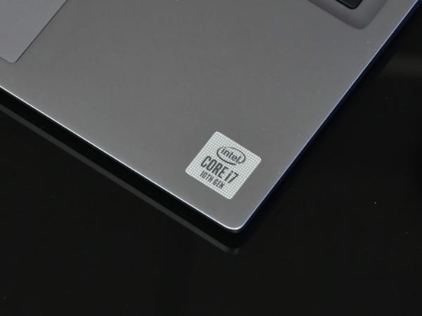 小机身2K屏 RedmiBook Air 13评测