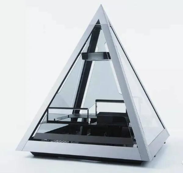 Azza发布金字塔式机箱mini 四面玻璃覆盖
