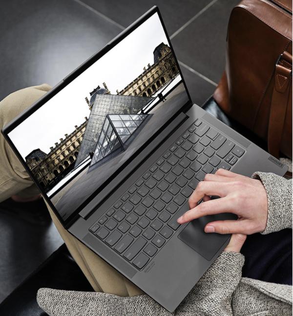 锐龙轻薄本谁更值得买？小新 VS MateBook