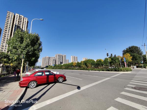 3399元到底值不值？一加8T上手优缺点无水品评
