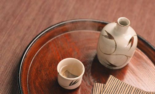 迎战一线酒企 区域白酒押注次高端