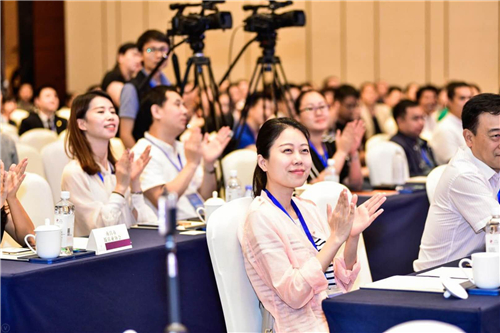 第十届全球酒店业文化产业高峰论坛在深成功召开