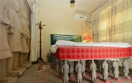 一觉醒来房间里几十个兵马俑 地域文化牌该怎么打?