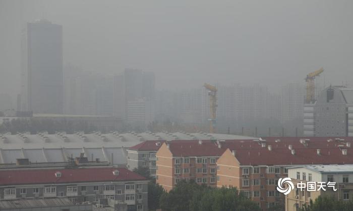 雾锁京城 北京遭遇下半年首个大雾预警