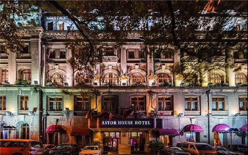 这些快100岁的老酒店 凭什么活下来？