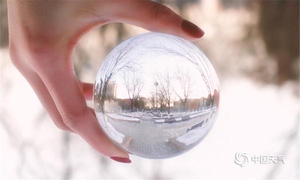 创意摄影：当北方冬天搬进了水晶球