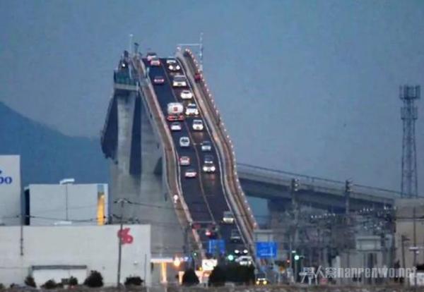 日本的江岛大桥危险吗 每次开车就像是在过山车