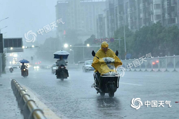 今天湖南长沙湘潭等7地市仍有较强降雨 周末湘南有大到暴雨
