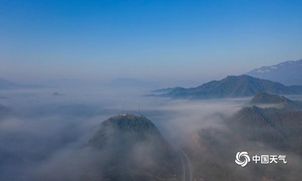 航拍江西瑞昌大德山 云雾缭绕似仙境