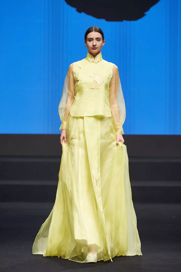 “金鹏奖”获得者姜振宏：螓首蛾眉&nbsp;巧笑倩兮