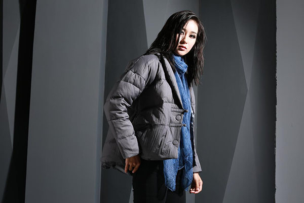 前卫而多元|E.问将亮相CHIC2018(春)